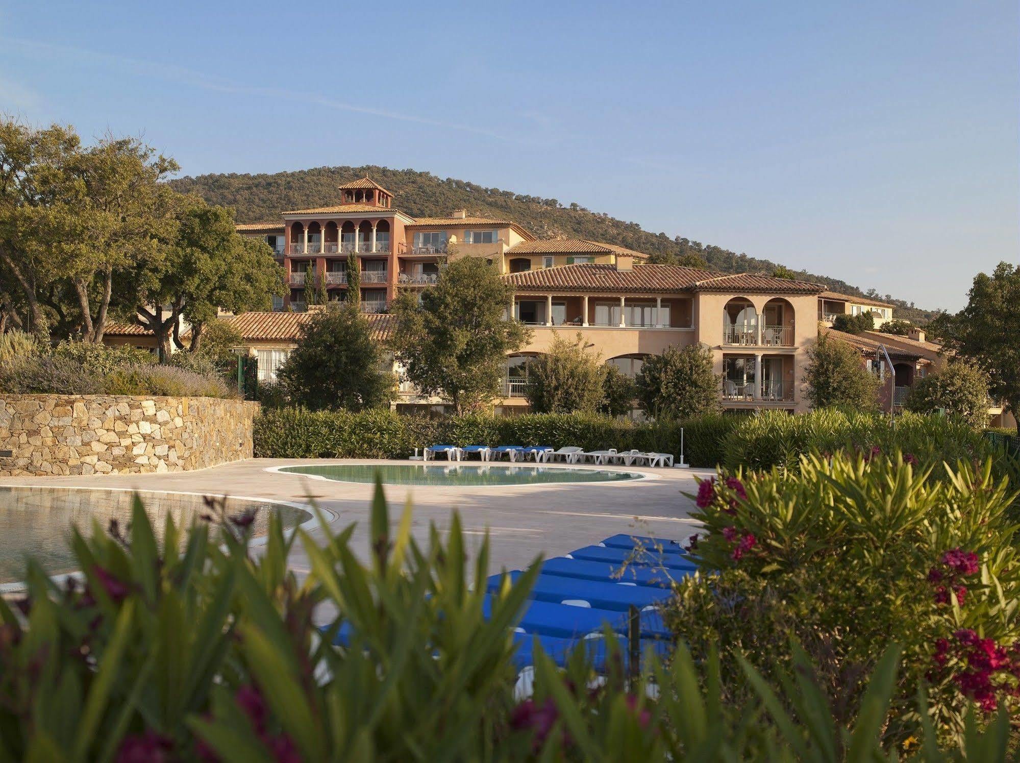 P&V Residence Le Hameau Des Issambrr Sainte-Maxime Dış mekan fotoğraf