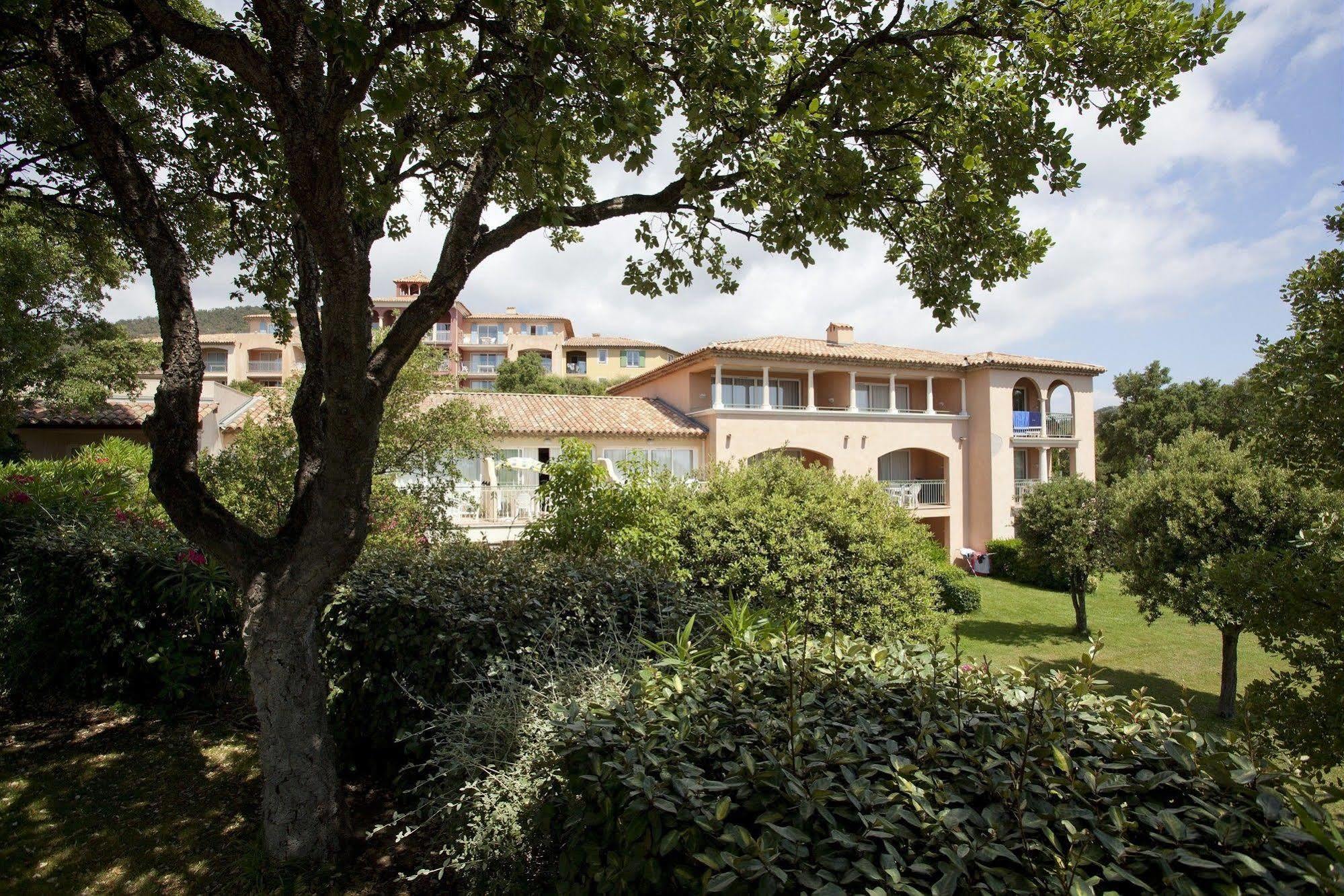 P&V Residence Le Hameau Des Issambrr Sainte-Maxime Dış mekan fotoğraf