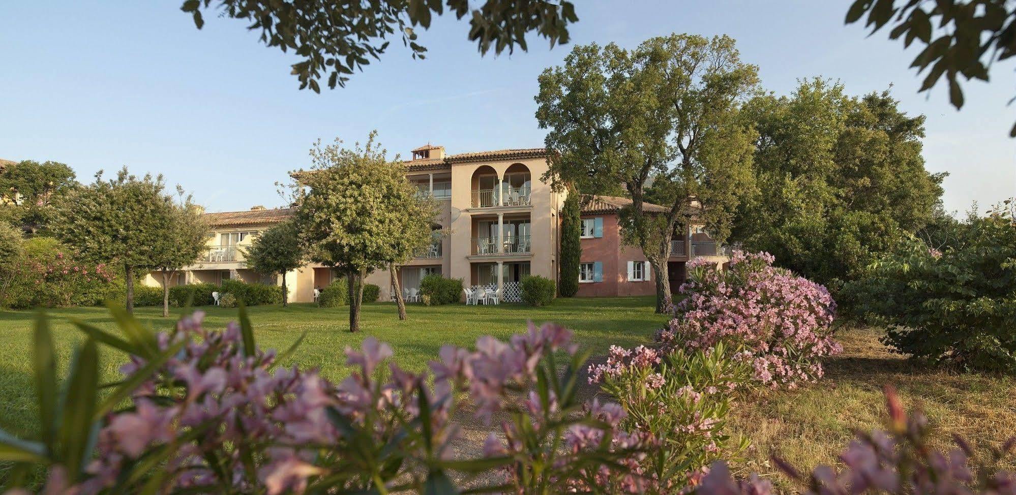 P&V Residence Le Hameau Des Issambrr Sainte-Maxime Dış mekan fotoğraf